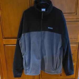 Columbia Black and Gray Fleece Jacket